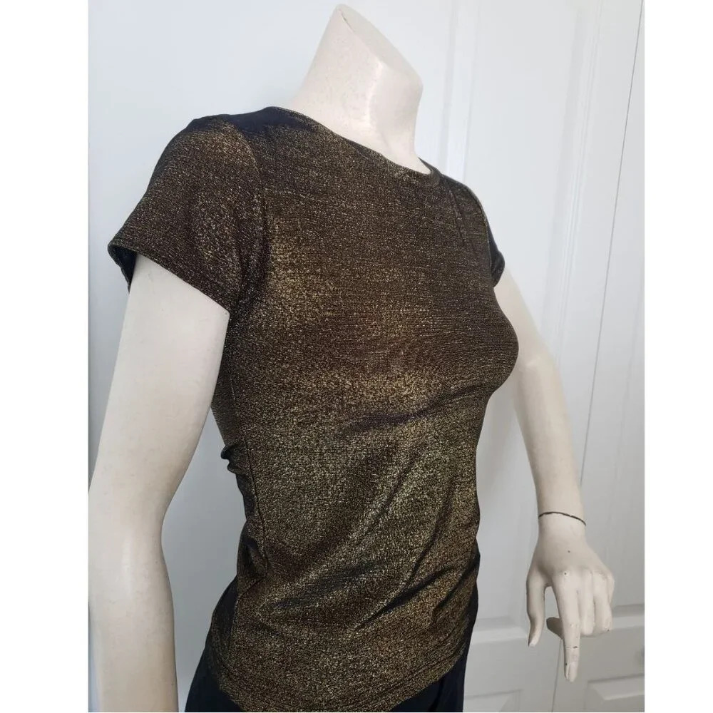 Short sleeve in  Copper Black Changes with Movement Medium